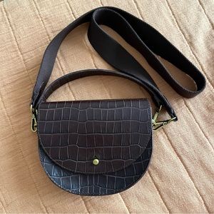 Madewell The Small Richmond Saddle Bag: Croc Embossed Leather Edition